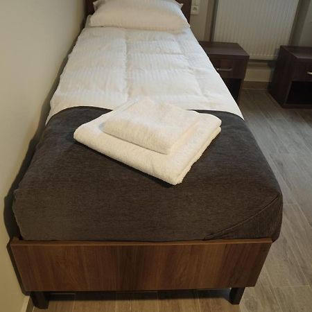 Smartmotel Pułtusk Екстериор снимка